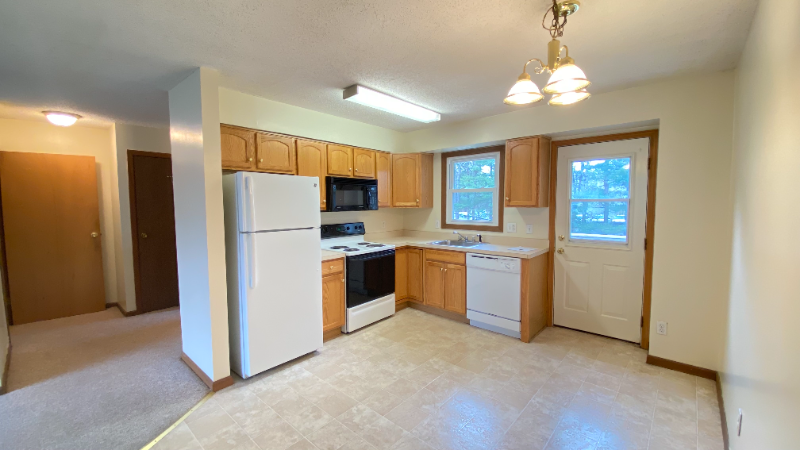 101 Serif Ln #2 - Photo 2 of 14