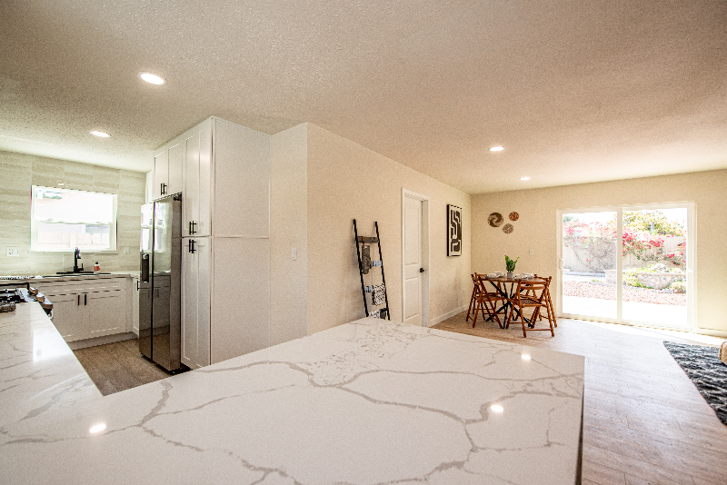 224 Cedaridge Dr - Photo 3 of 14