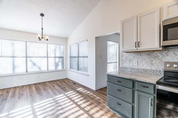 72 Stoneledge Dr - Photo 6 of 15