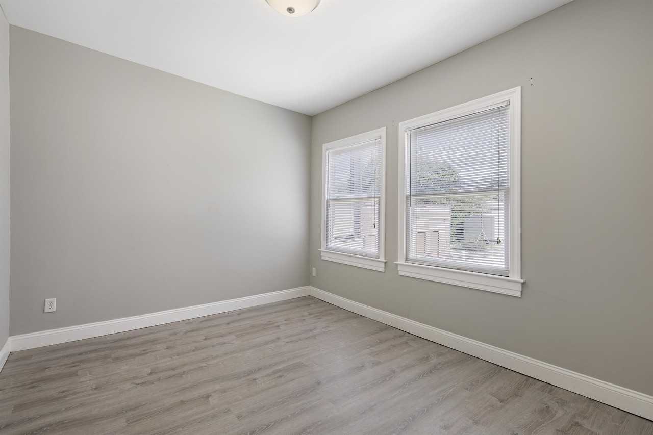 4366-4370 Manchester - Photo 5 of 9