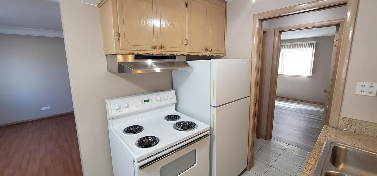 9600 Komensky - Photo 2 of 14