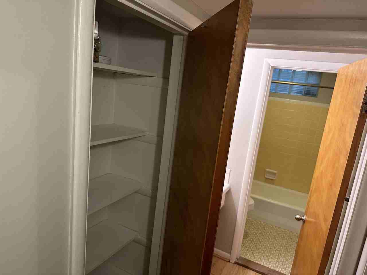 1112 Brooks St #1112 - Photo 6 of 16