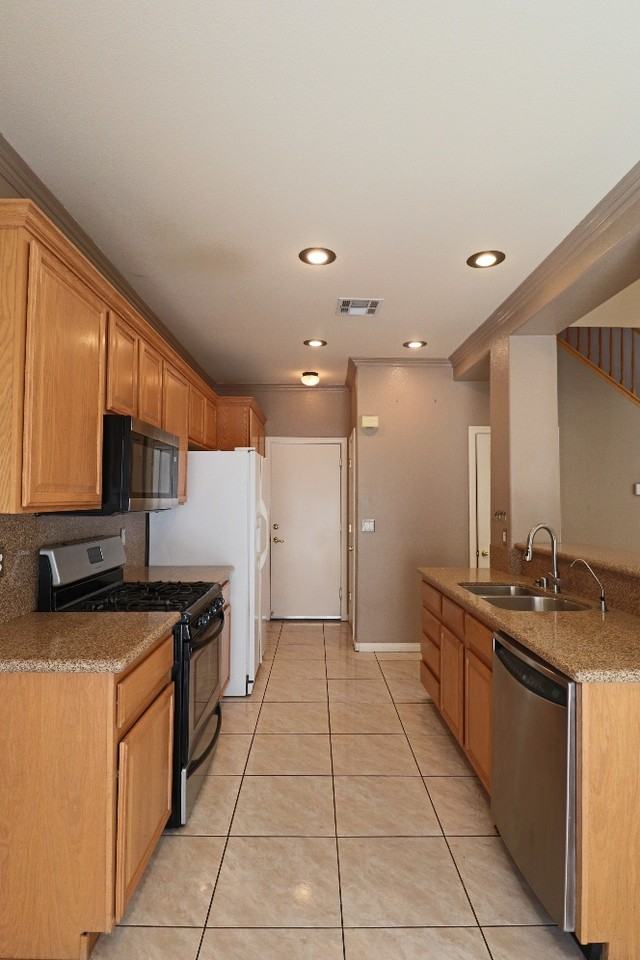9747 Clifford Walk Ave #1 - Photo 6 of 19
