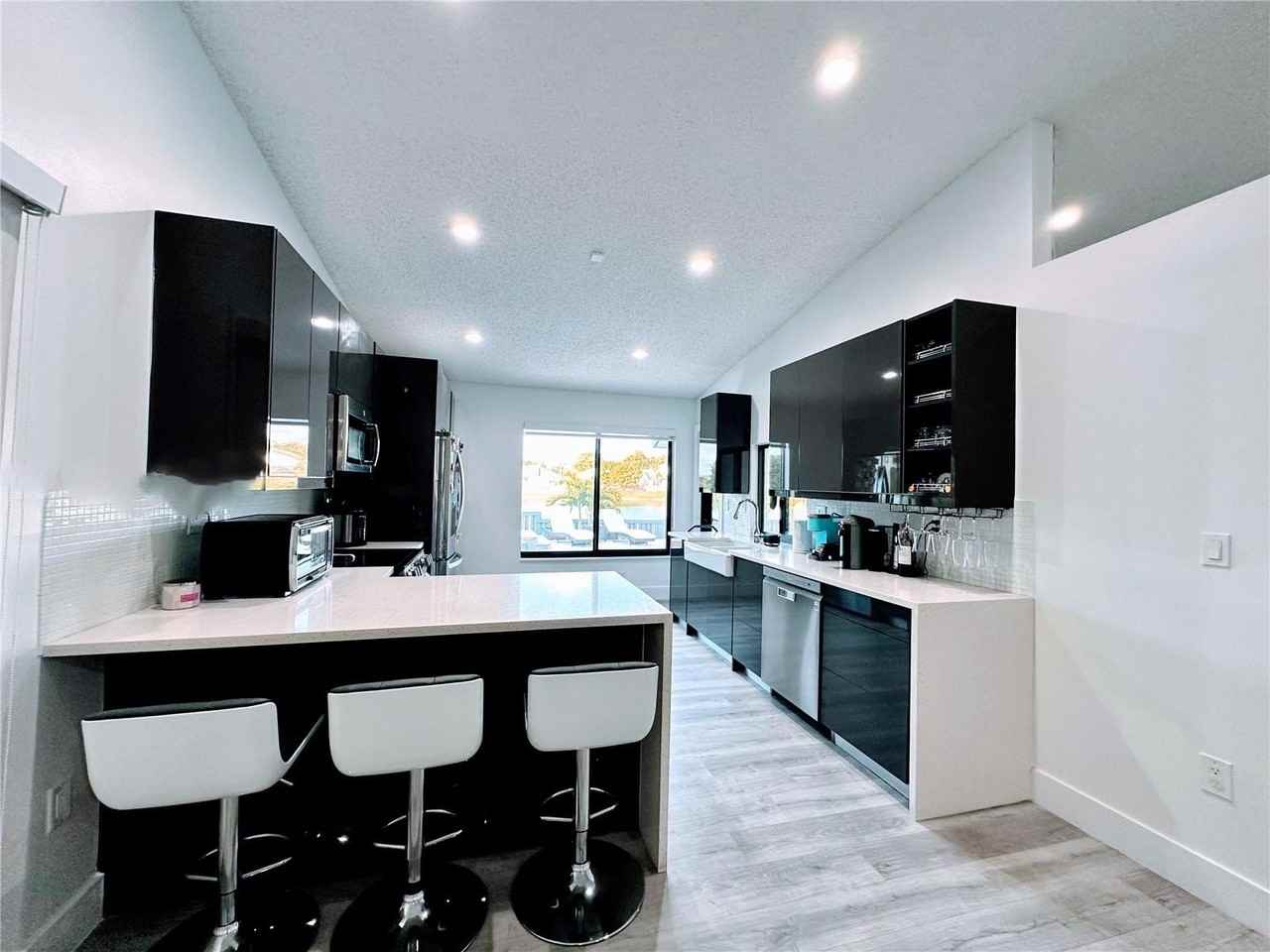 4541 Sw 149th Ct - Photo 2 of 8