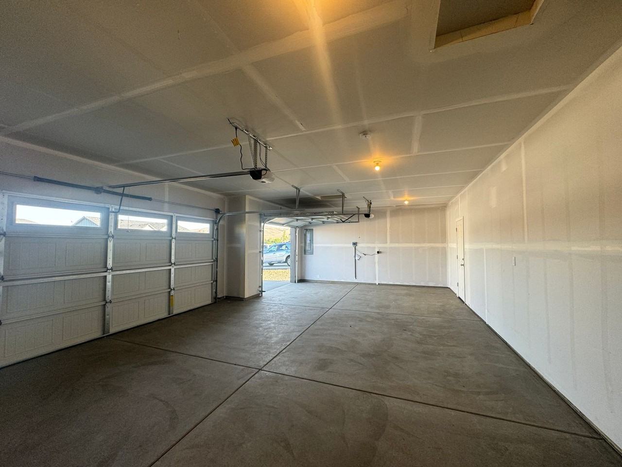 2310 S 58th Ave - Photo 7 of 19