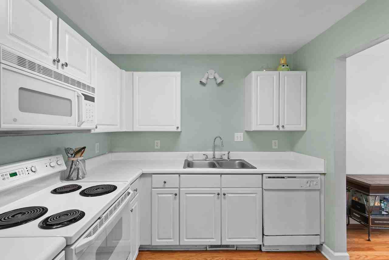2803 Sterling Park Dr - Photo 7 of 19