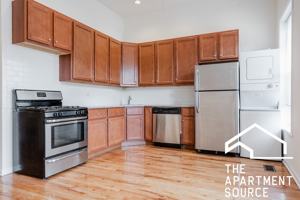 featured image of 2454 N Southport Ave #1F