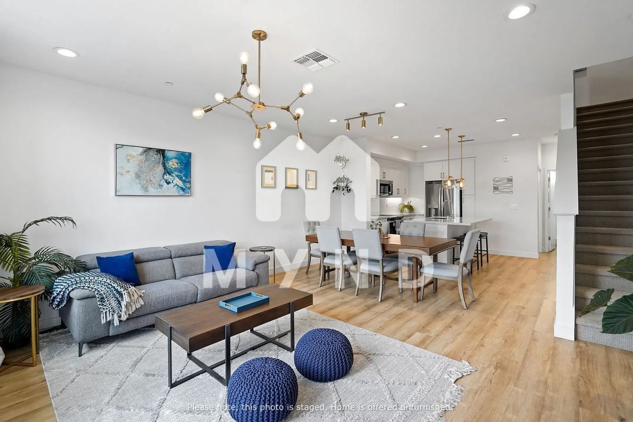 3821 Wattling St - Photo 2 of 28