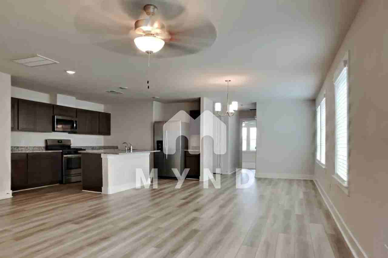 20519 Prairie Cypress Dr - Photo 2 of 24