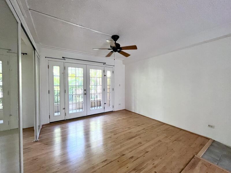 1422 Heulu St #B205 - Photo 3 of 8