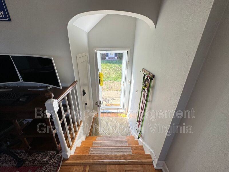 3462 Martha Custis Dr - Photo 2 of 29