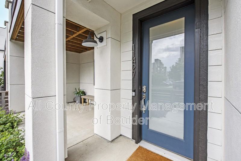 11427 Colony Row - Photo 3 of 21