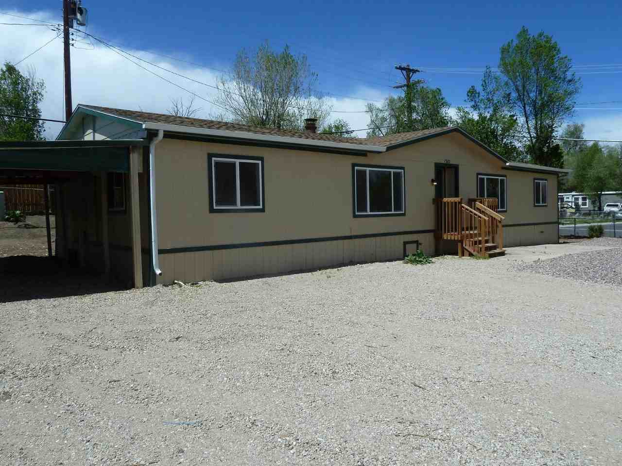 1302 Corning Pl - Photo 2 of 32