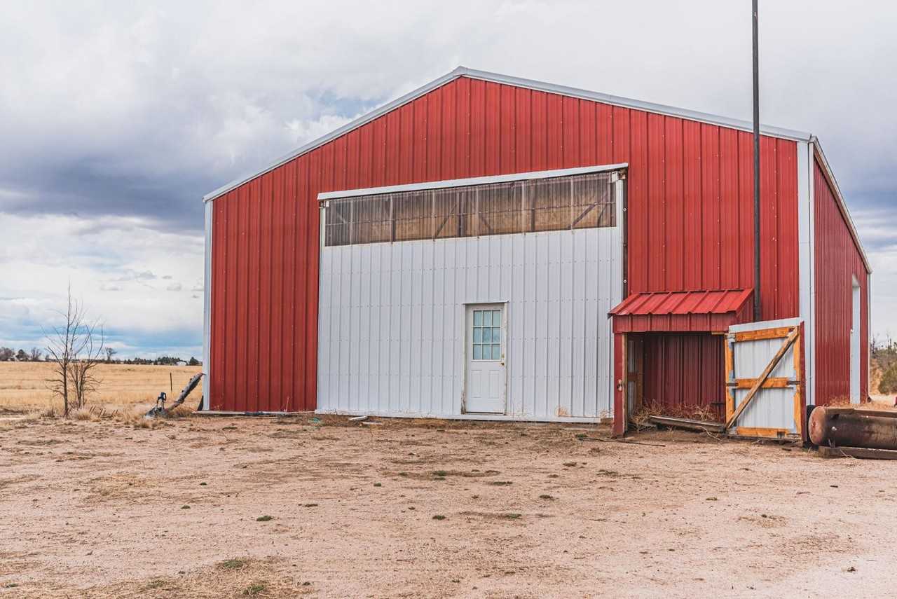 22885 Handle Rd - Photo 3 of 17