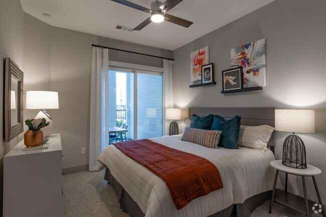 698 West 24th Street #DH1 - Photo 6 of 12