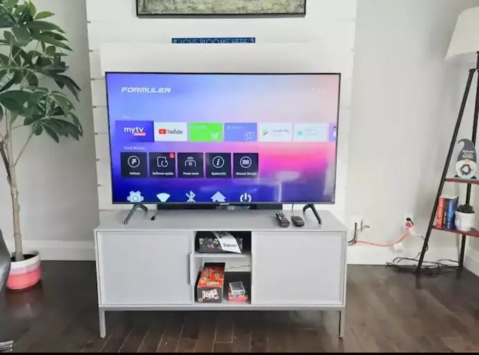 284 Kent Cres - Photo 2 of 12