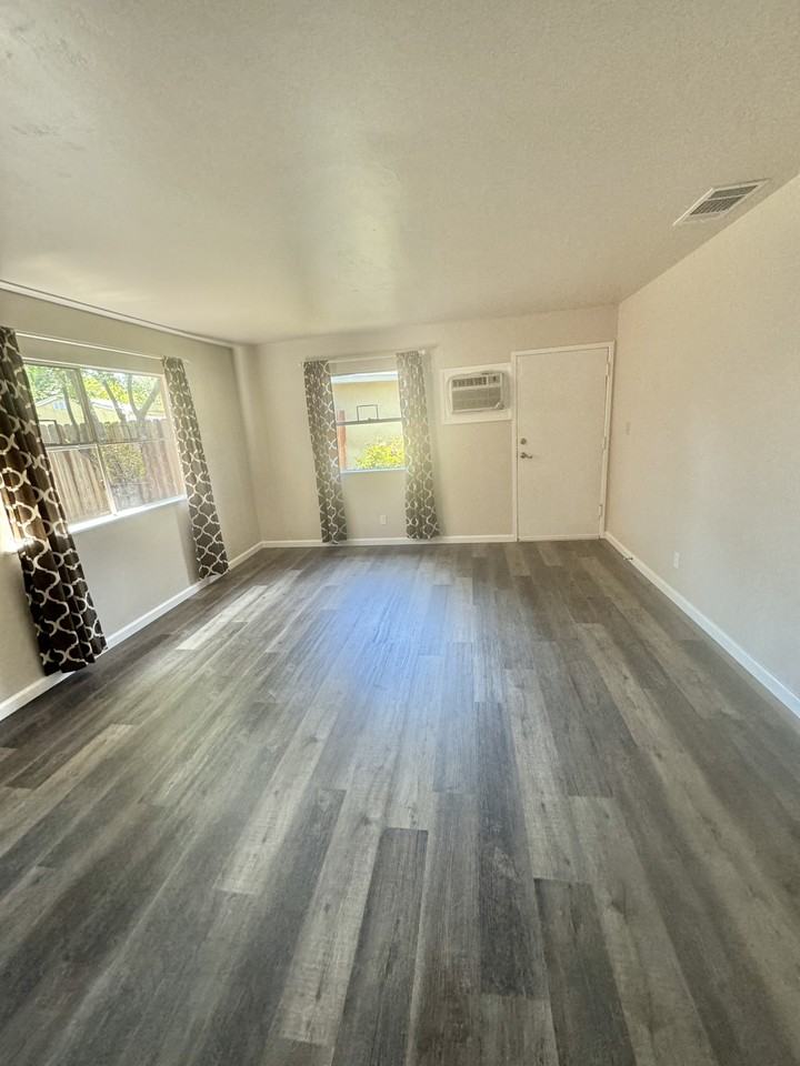 3344 Ardenridge Dr - Photo 3 of 21