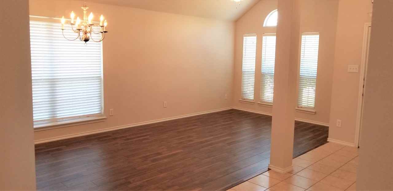 2036 El Camino Dr - Photo 3 of 18