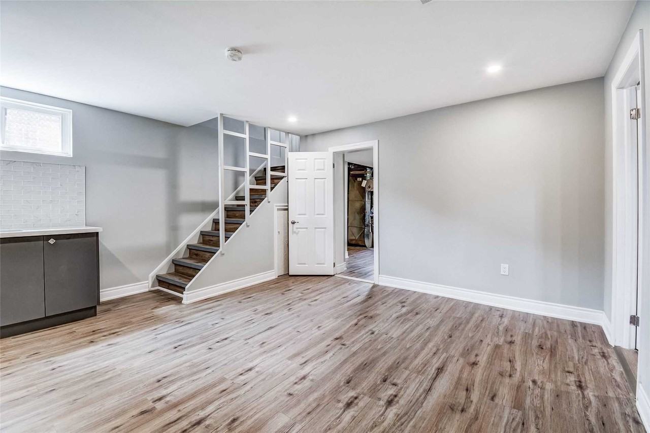 1644 Keele Street - Photo 2 of 8