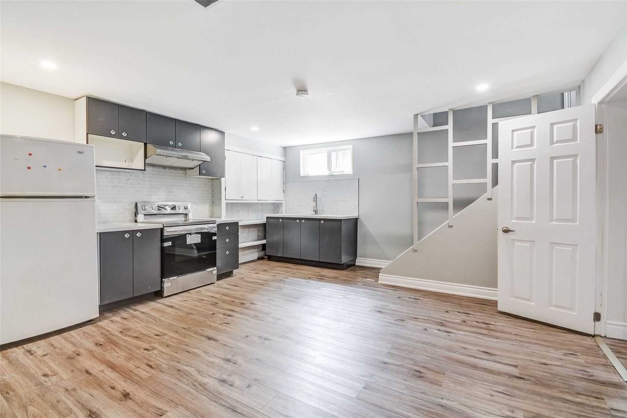 1644 Keele Street - Photo 3 of 8