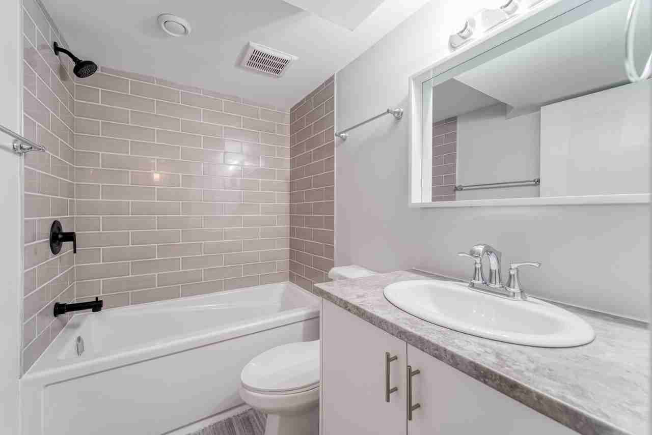 29 Majestic Drive - Photo 3 of 5