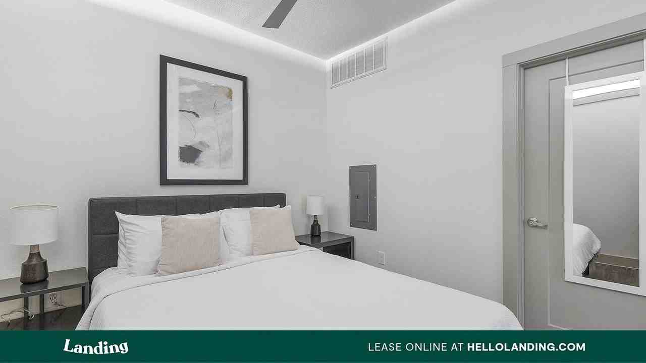 3383 Cedarplaza Ln - Photo 3 of 50