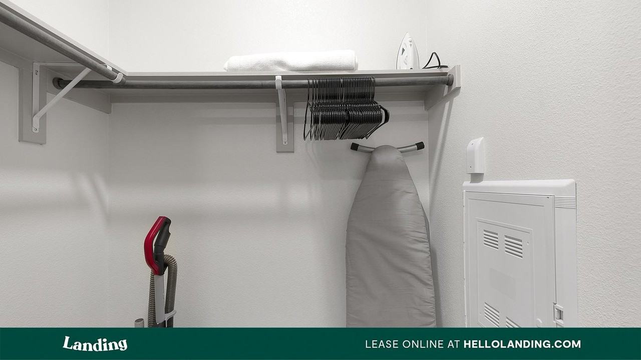 3383 Cedarplaza Ln - Photo 4 of 50