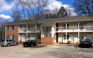 featured image of 830 Iredell St