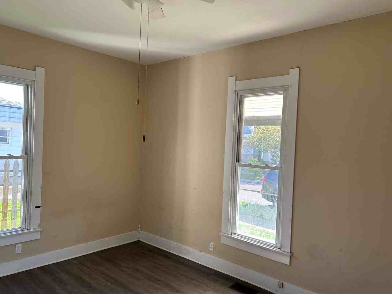 119 N Walnut St - Photo 5 of 16