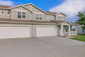 featured image of 3116 Lockbourne Dr