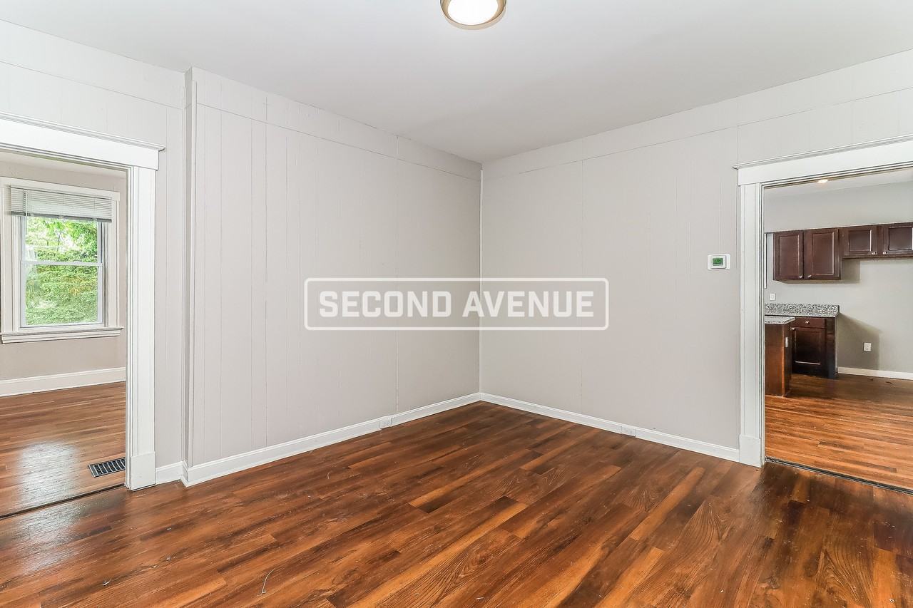 1117 Atwood Ave - Photo 3 of 12