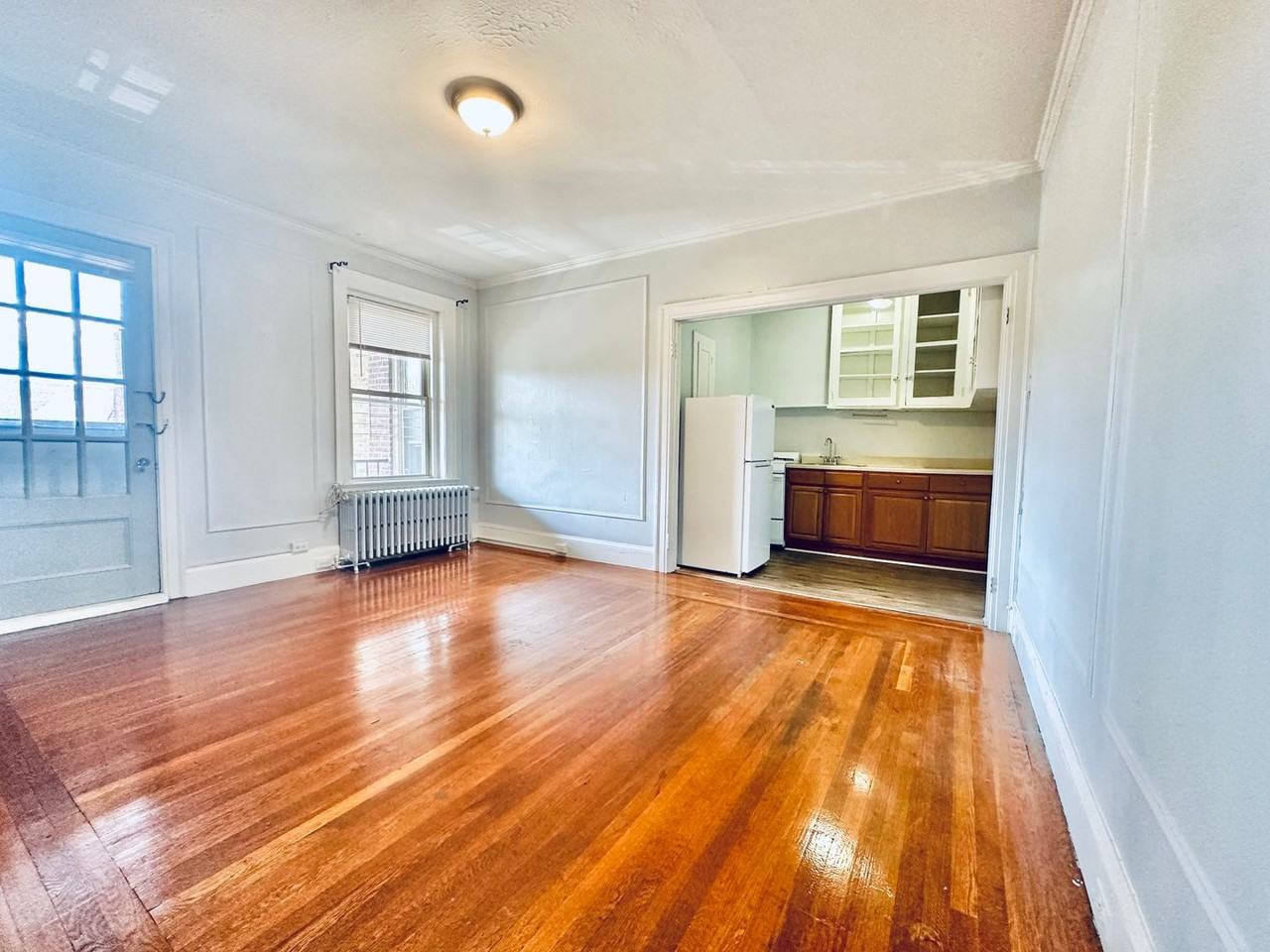 1447 Chapel Street - Photo 4 of 20