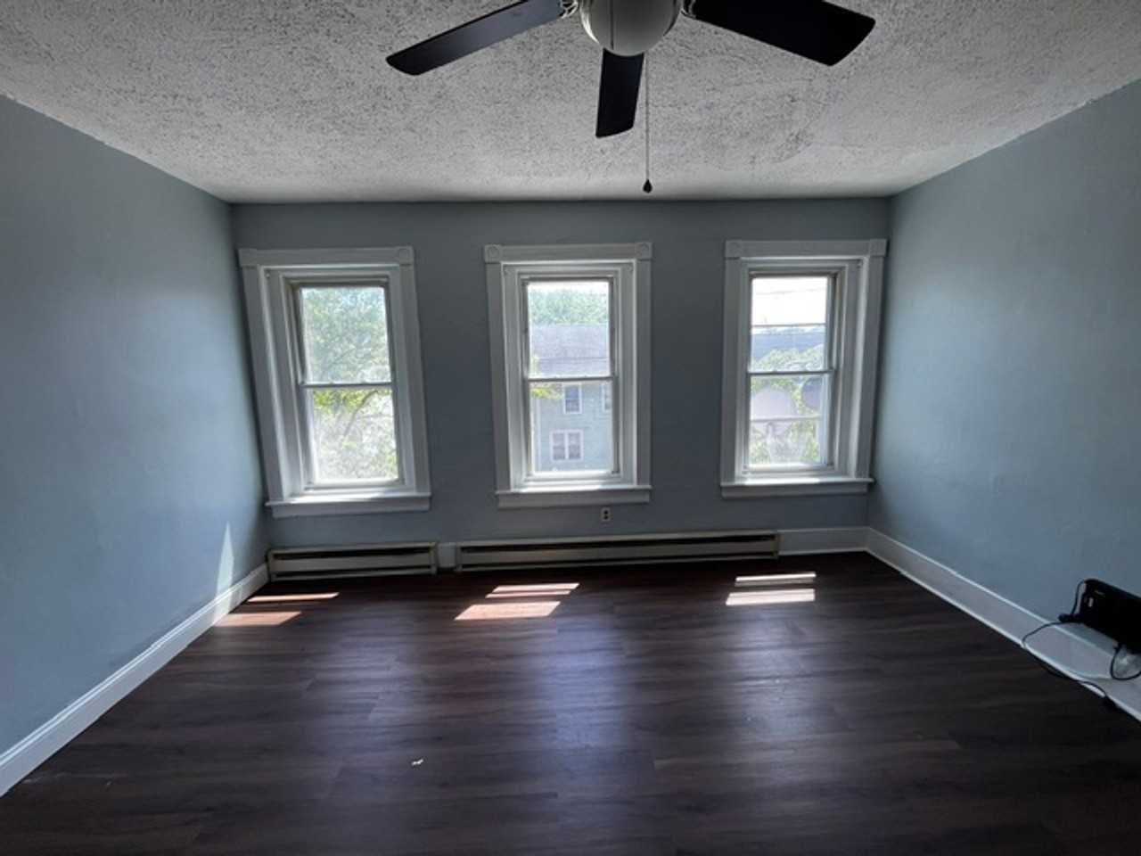 451 Beech St. - Photo 3 of 8