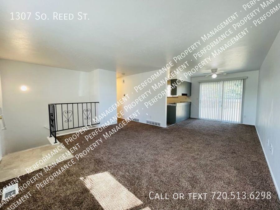 1307 S Reed St - Photo 3 of 24