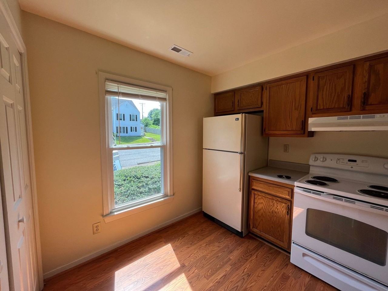 8704 Hermitage Trace Cir - Photo 7 of 16