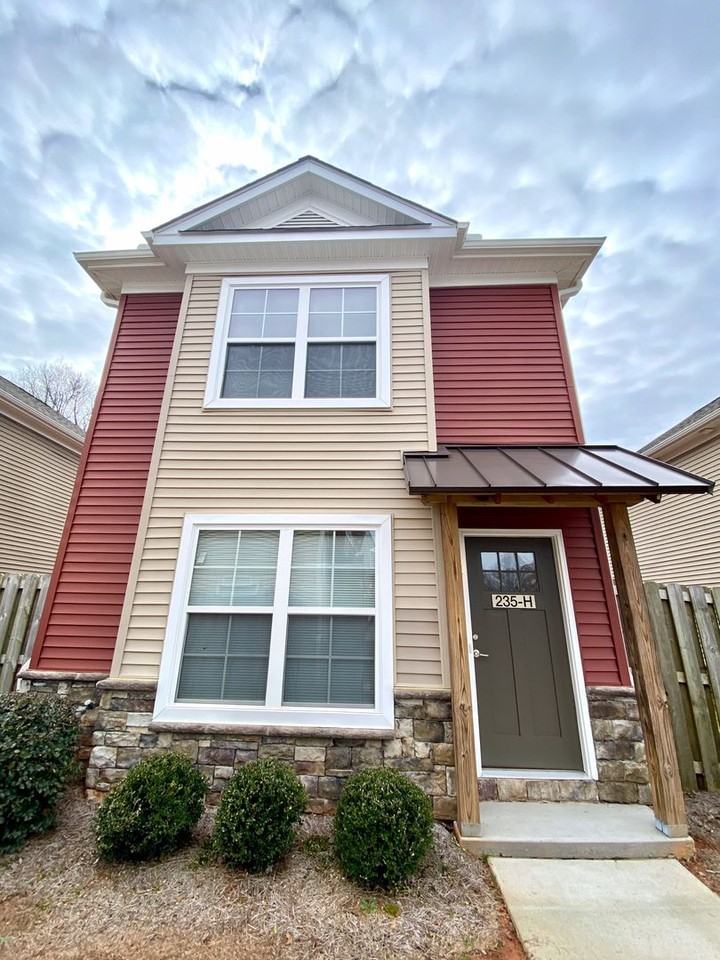 Bamboo Cottages - Photo 3 of 33