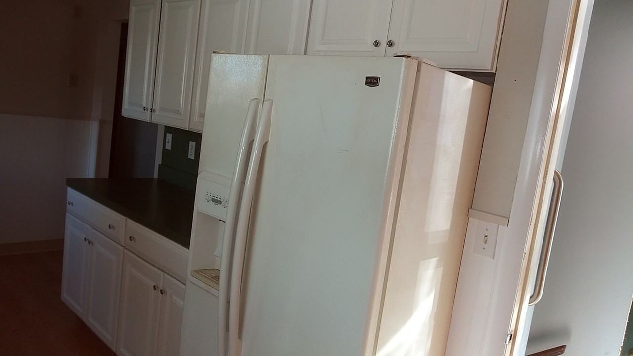 319 Taft Ave - Photo 2 of 12