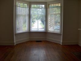 featured image of 216 Tinkler St