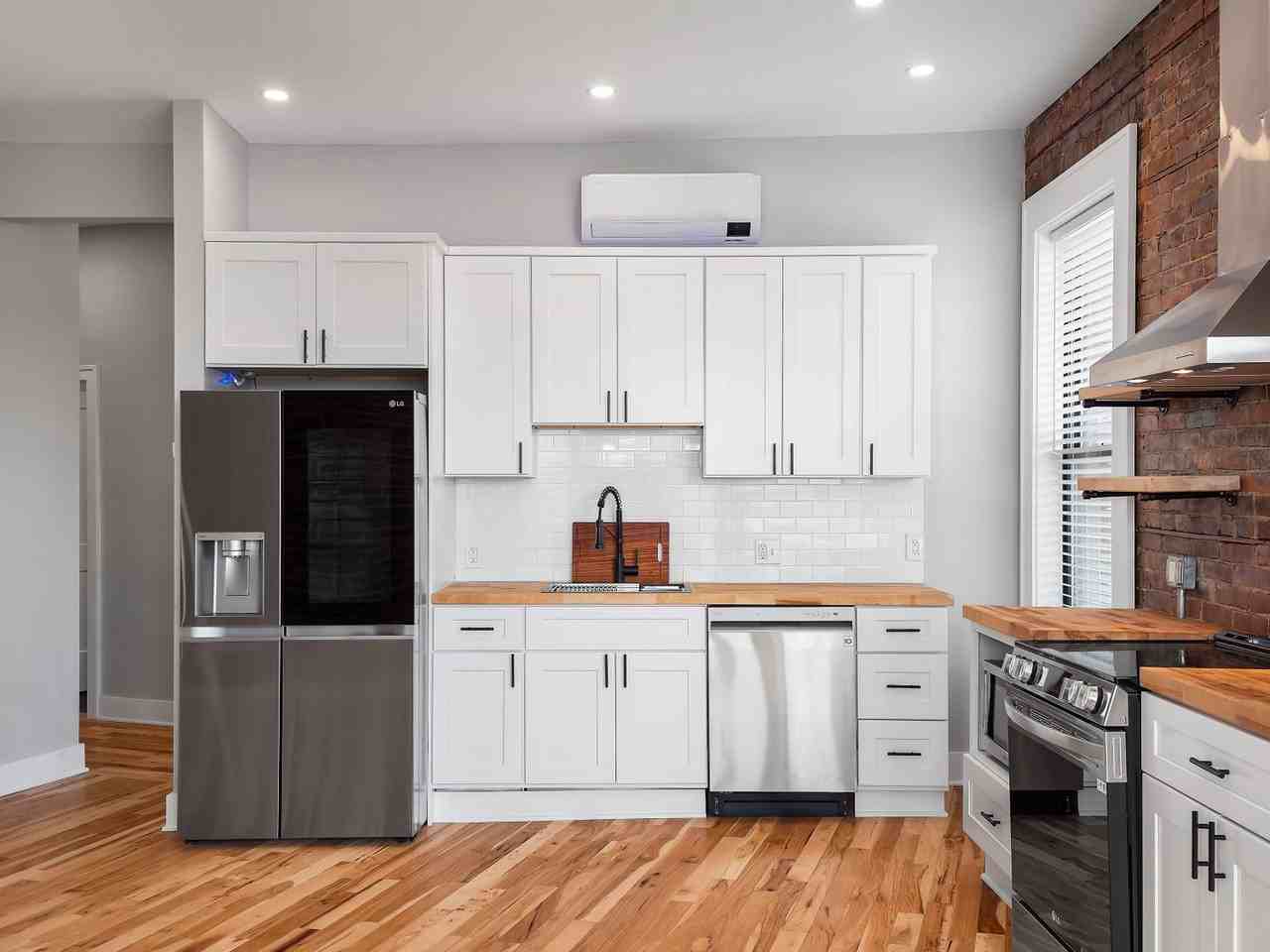 Ohio City Lorain Ave - Photo 3 of 32