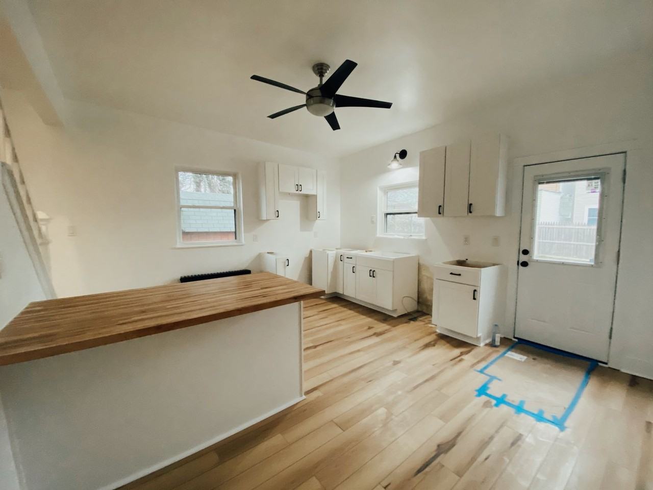 422 Sapphire Way - Photo 6 of 16