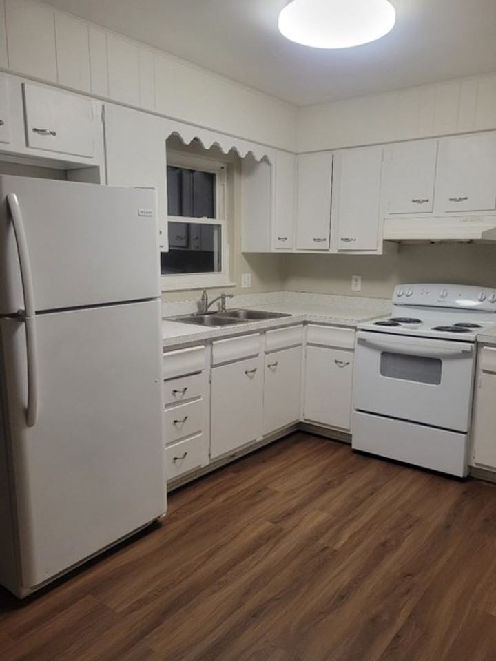 Burdette Lane - Photo 2 of 6