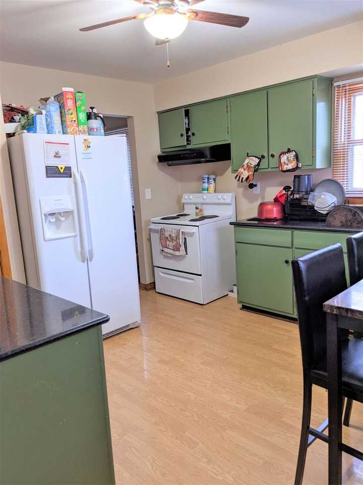 5017 N 83rd St - Photo 2 of 12