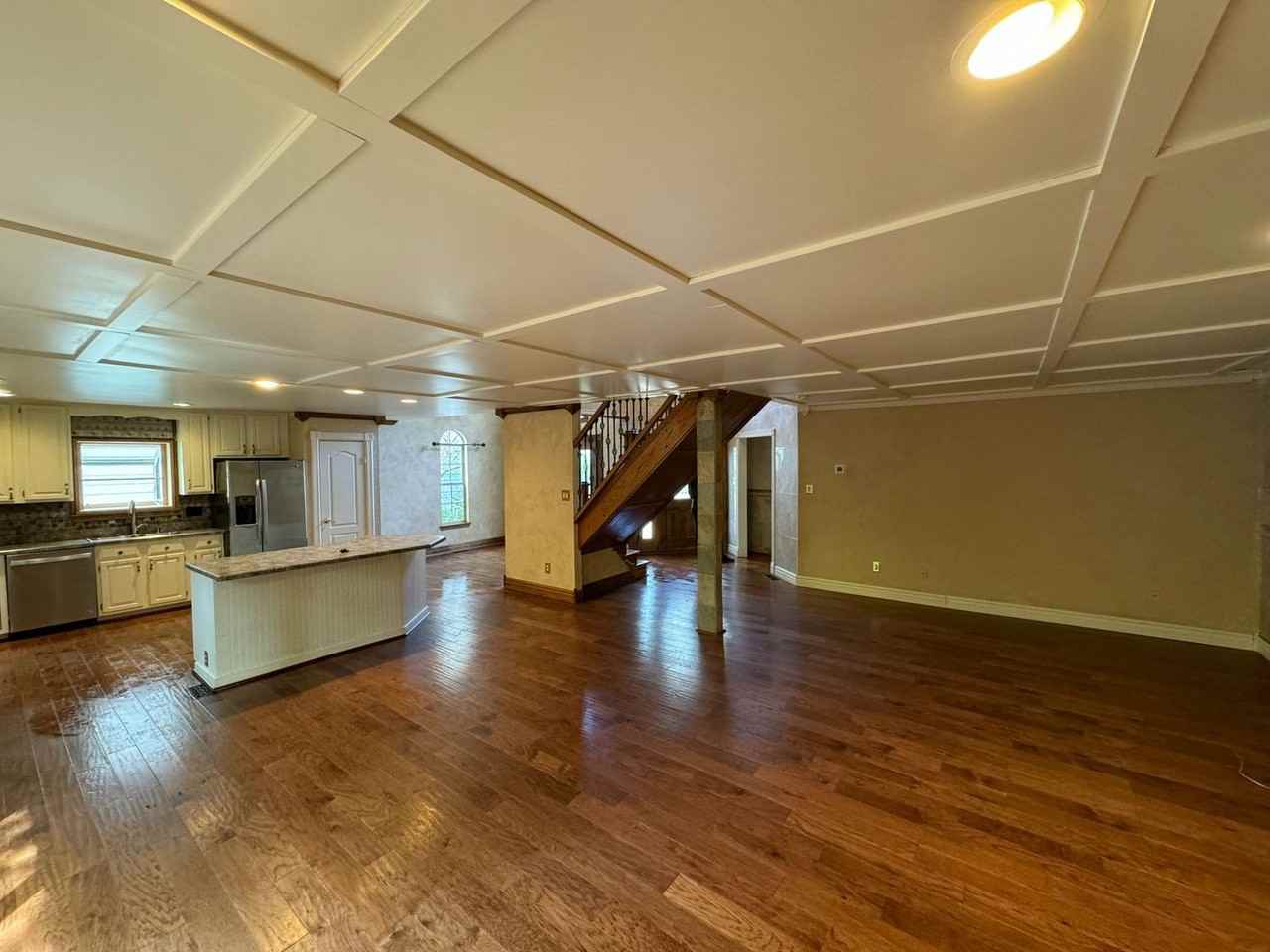 1205 Treefern Dr - Photo 3 of 21