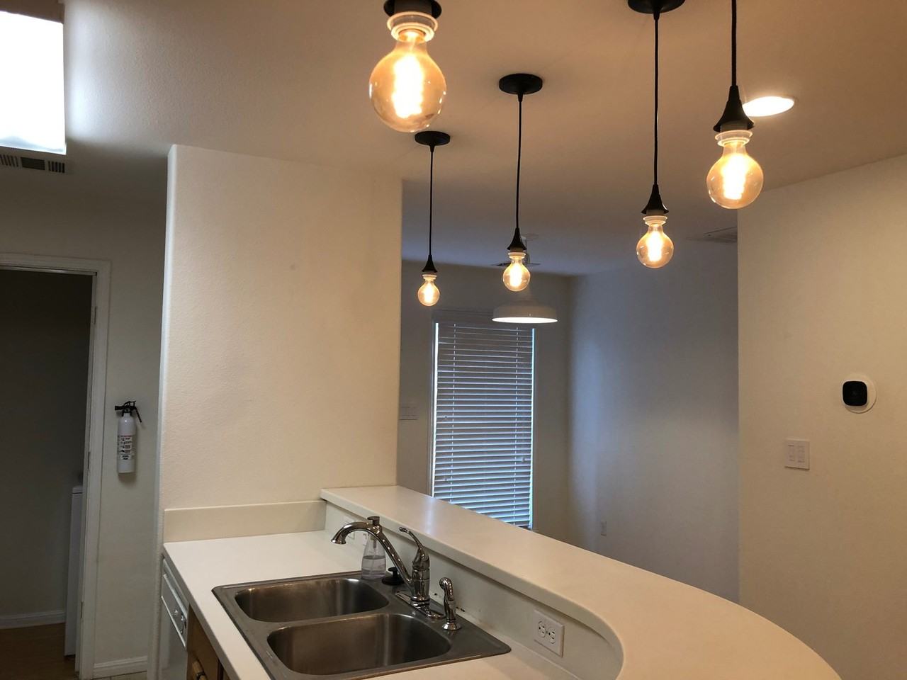 6900 E Riverside Dr #3 - Photo 6 of 18