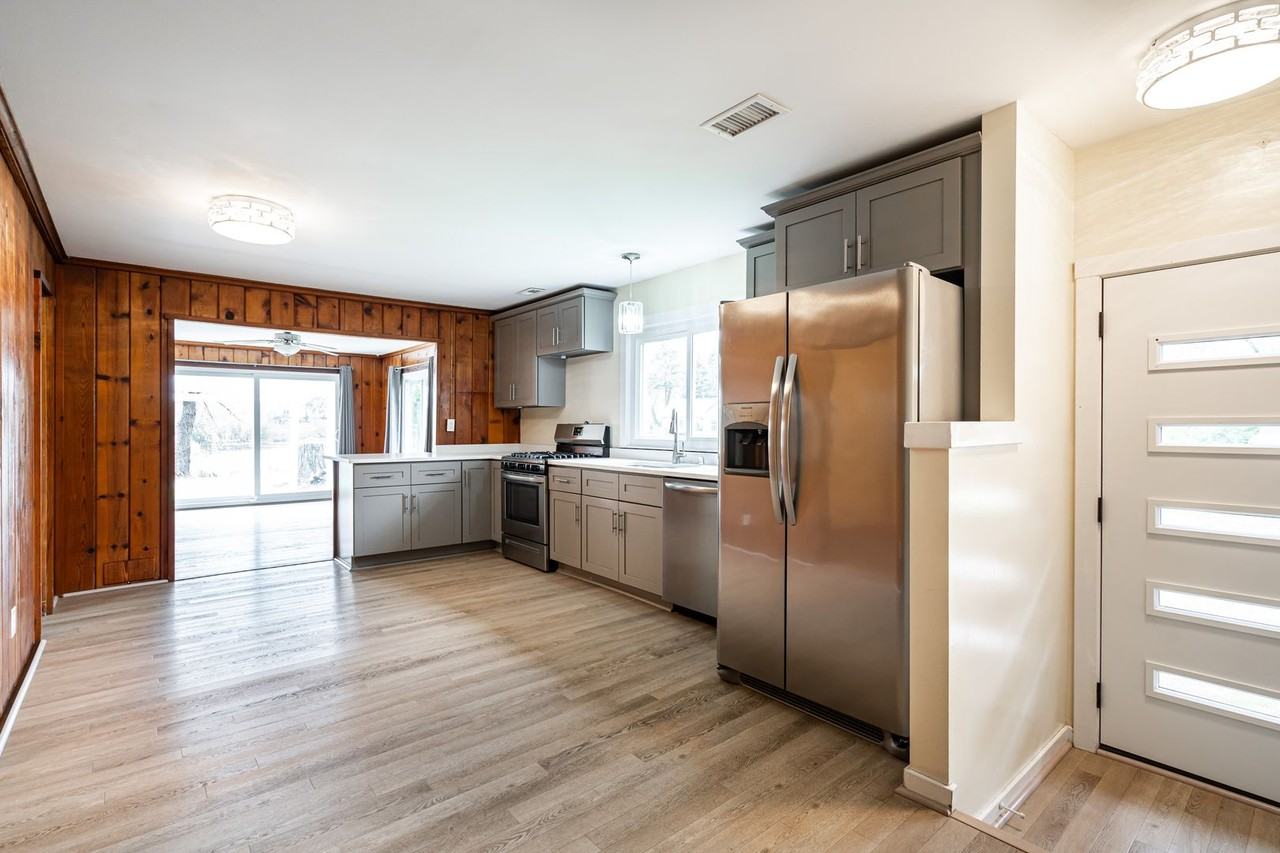 7101 247th Avenue - Photo 7 of 18