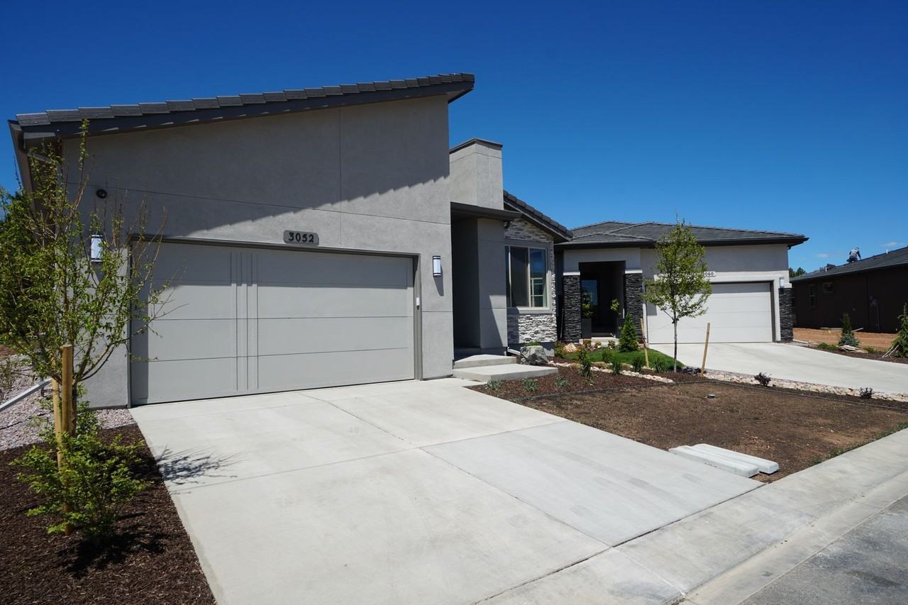 3052 Virga Loop - Photo 2 of 50