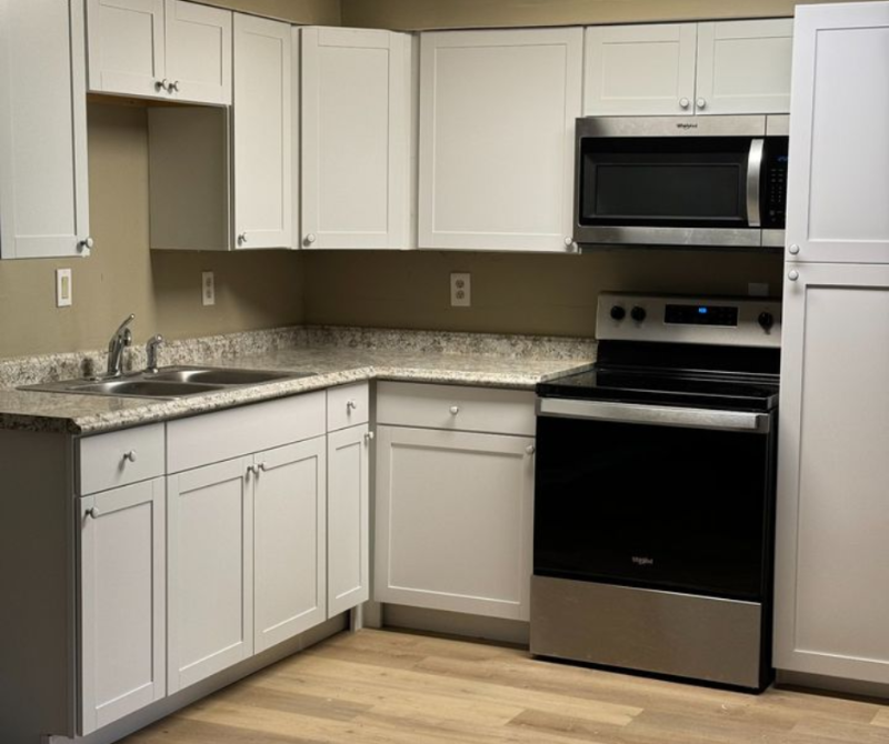 12450 Se 99th Ave #1-1stFL - Photo 2 of 6