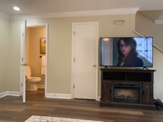 444 Eastley Ct #B - Photo 5 of 20