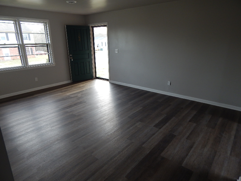 108 Guilford Ln - Photo 3 of 12