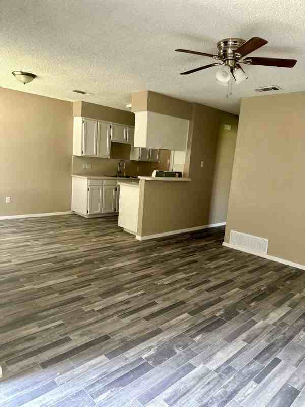 4913 Jamesway Rd #B - Photo 2 of 9